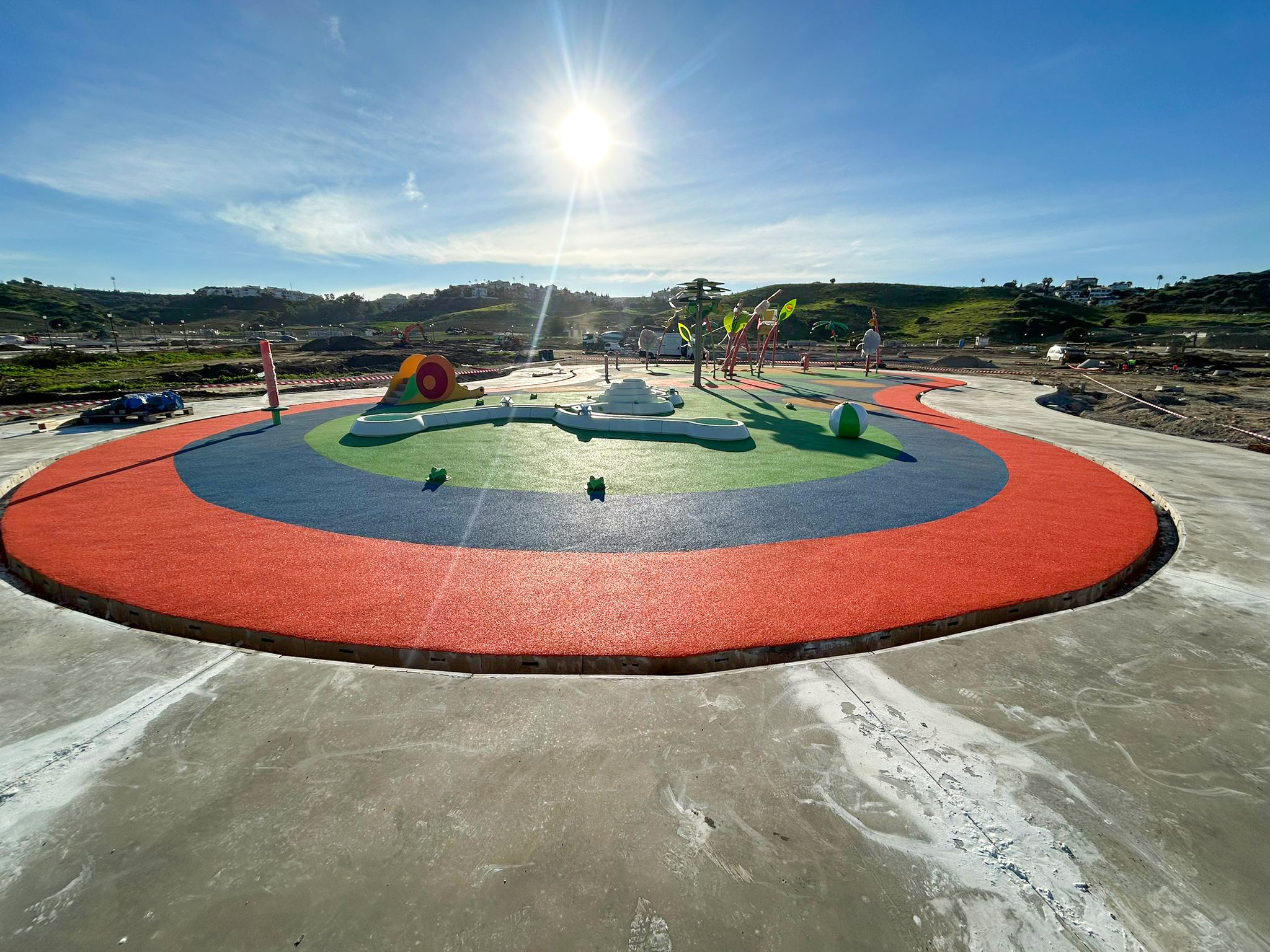 Vibrant Splash Park - Image 3