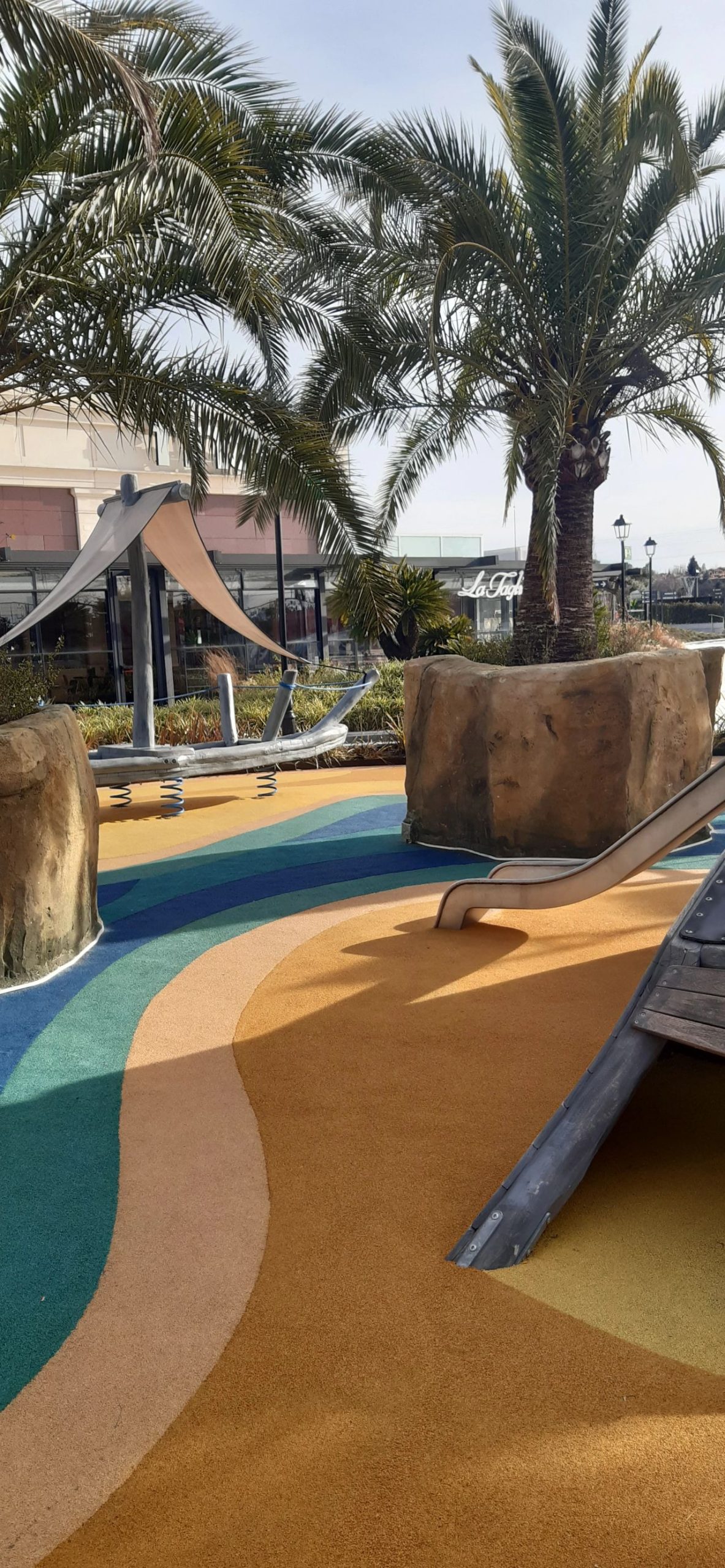 Shopping Centre Play Area - Image 3